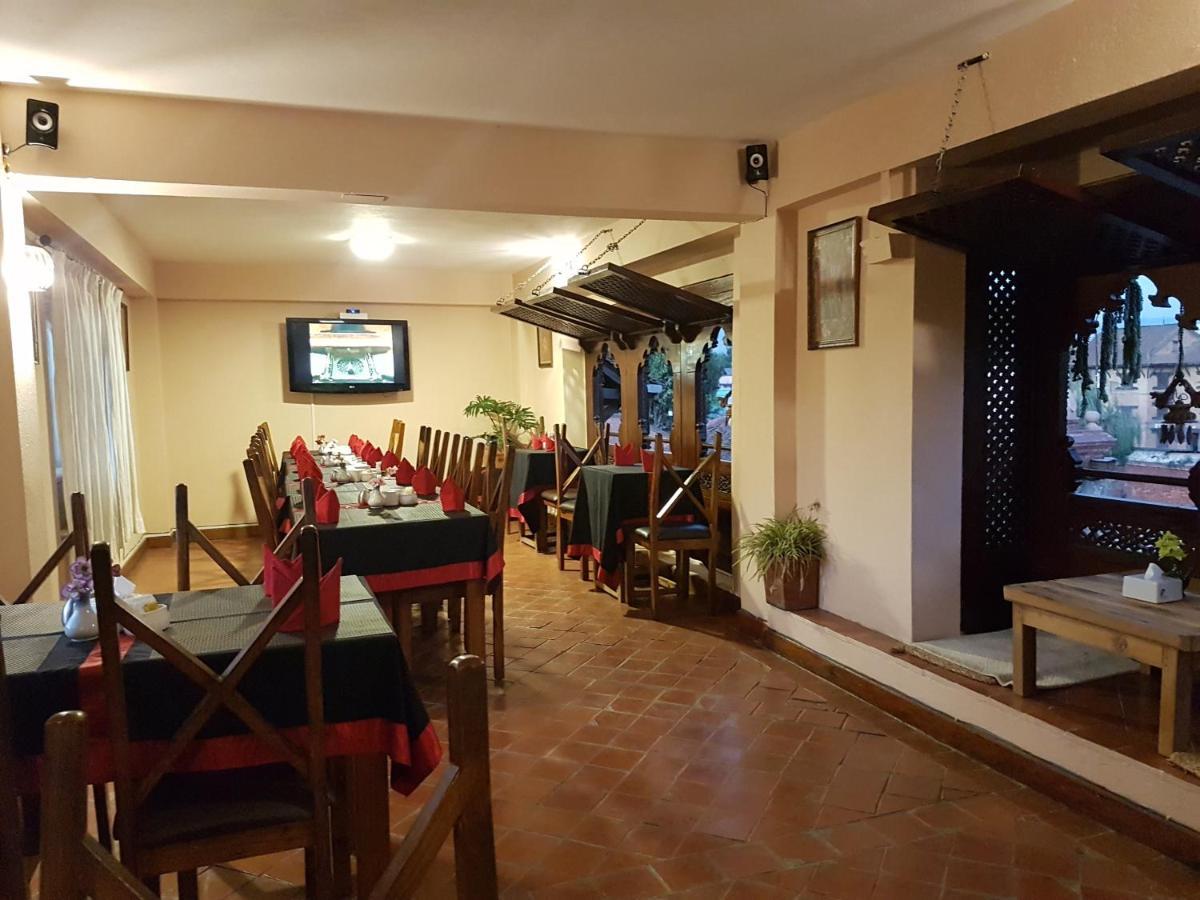 Khwopa Inn & Rooftop Restaurant Bhatgoan Extérieur photo